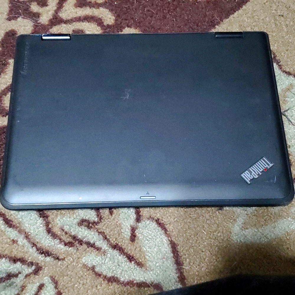 Lenovo thinkpad e11 chrome book